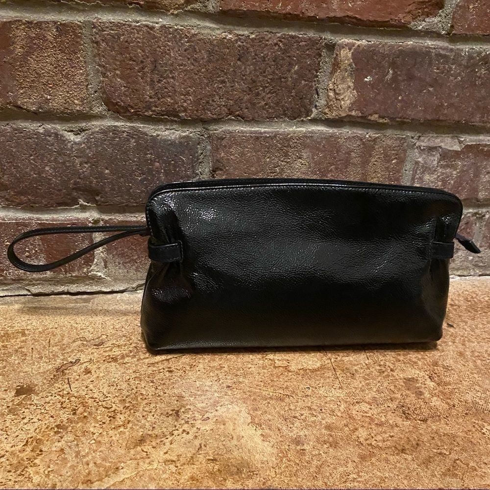 Rare Tomas Maier black patent wristlet clutch